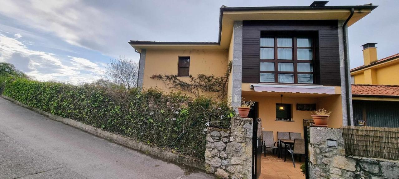 Vivienda Vacacional Villa Maruja Andrín Extérieur photo