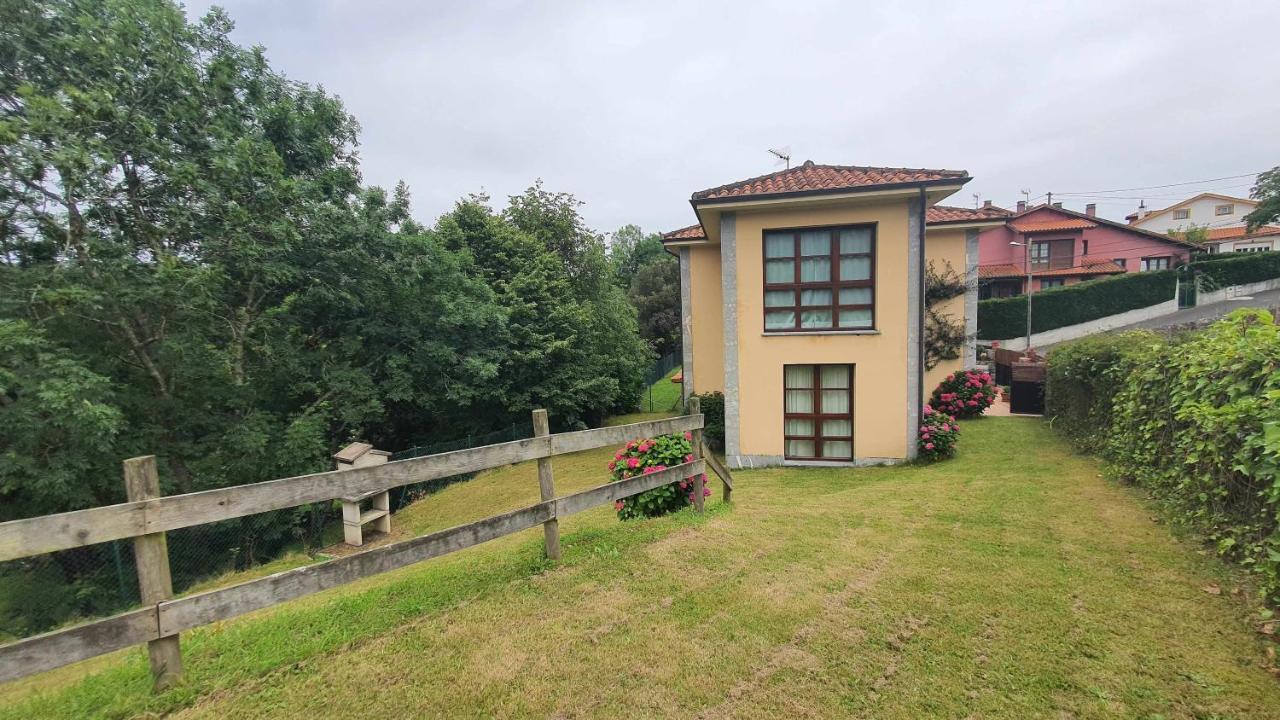 Vivienda Vacacional Villa Maruja Andrín Extérieur photo